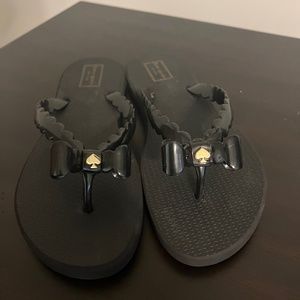 Kate Spade New York - Bow Flip Flops Size 9